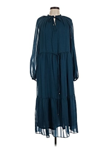 Julia Jordan Casual Dress (view 1)