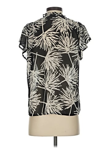 Pleione Sleeveless T-Shirt (view 2)