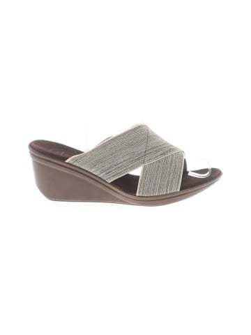 Unbranded Wedges (view 1)