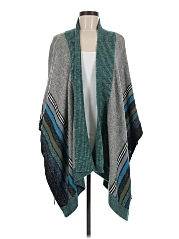 CAbi Poncho (view 1)