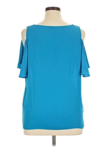 Violet & Claire Short Sleeve Top (view 2)