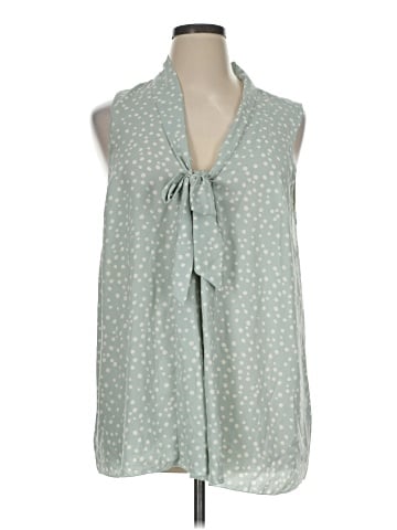 Poema Sleeveless Blouse (view 1)
