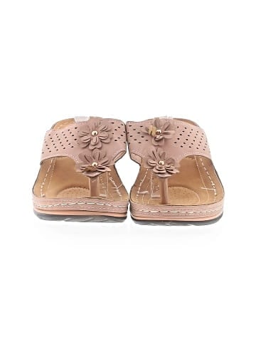 Unbranded Wedges (view 2)