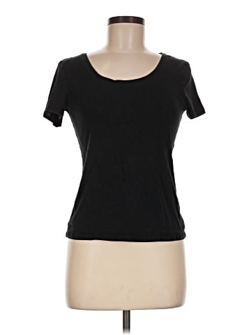 H&M Short Sleeve T-Shirt (view 1)