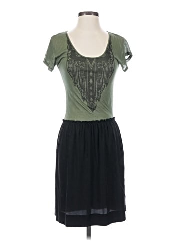 Viva Vena! by Vena Cava Casual Dress (view 1)