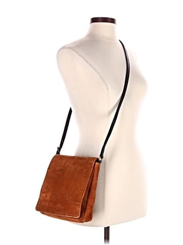 Wilsons Leather Maxima Crossbody Bag (view 2)