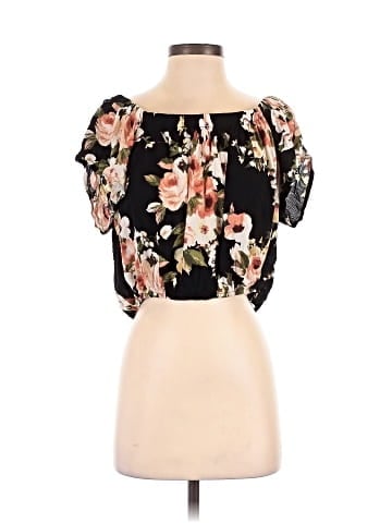 Polly & Esther Short Sleeve Blouse (view 1)