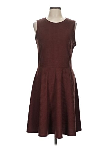 Apt. 9 Casual Dress (view 1)