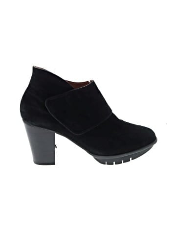 L'Amour Des Pieds Ankle Boots (view 1)
