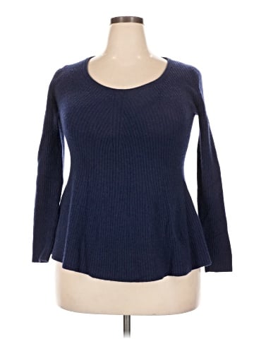 Neiman Marcus Cashmere Pullover Sweater (view 1)