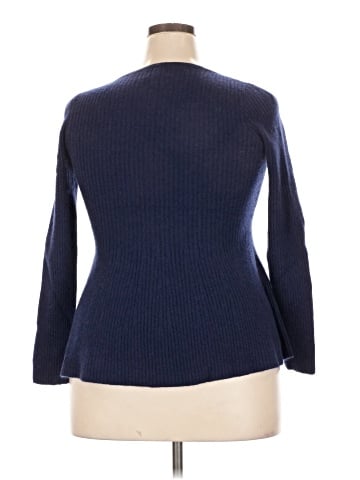 Neiman Marcus Cashmere Pullover Sweater (view 2)