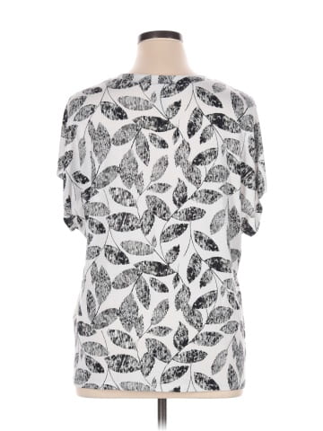 Chico's Short Sleeve T-Shirt (view 2)