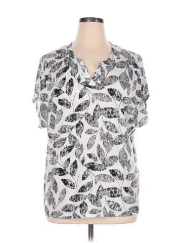 Chico's Short Sleeve T-Shirt (view 1)