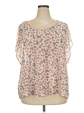 Torrid Short Sleeve Blouse (view 1)