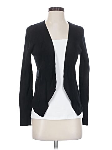 Elizabeth & Clarke Long Sleeve Top (view 1)
