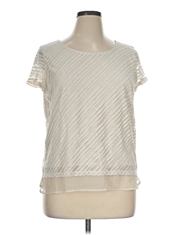 The Limited Short Sleeve Top (view 1)