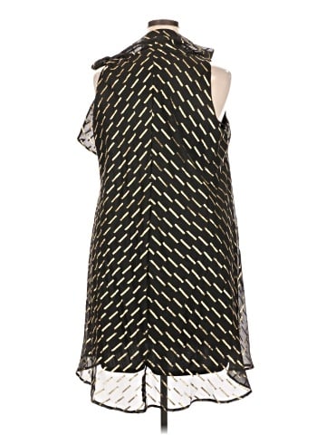 Signature by Robbie Bee Casual Dress (view 2)