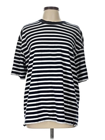 H&M Short Sleeve T-Shirt (view 1)