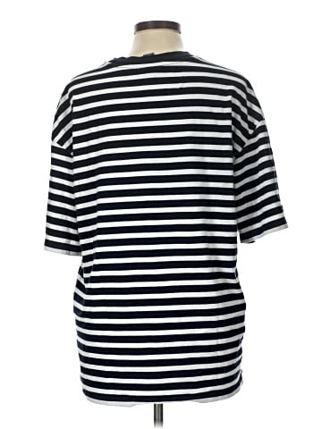 H&M Short Sleeve T-Shirt (view 2)