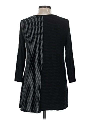 Ali Miles 3/4 Sleeve Top (view 2)