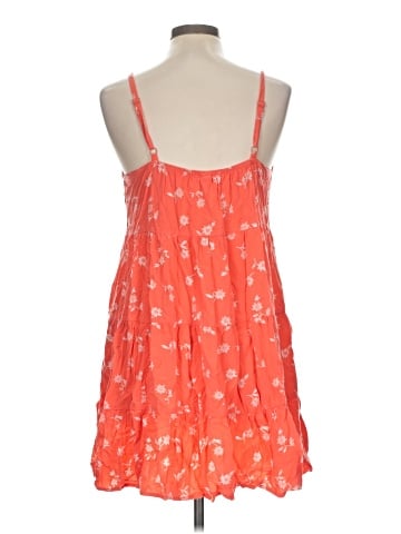 Old Navy Casual Dress (view 2)
