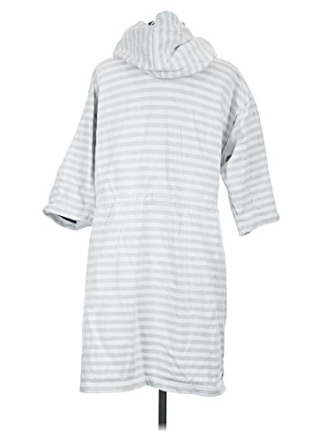 Patagonia Poncho (view 2)