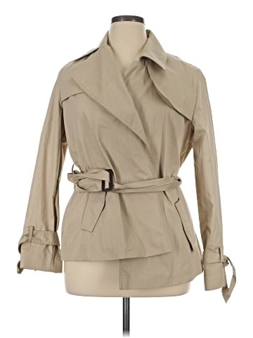 Massimo Dutti Trenchcoat (view 1)