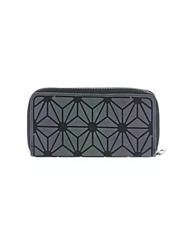 Unbranded Wallet (view 2)