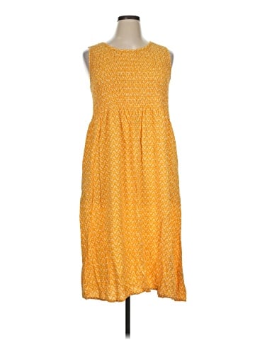 Croft & Barrow Casual Dress (view 1)