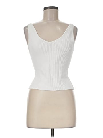 Babaton Sleeveless T-Shirt (view 1)