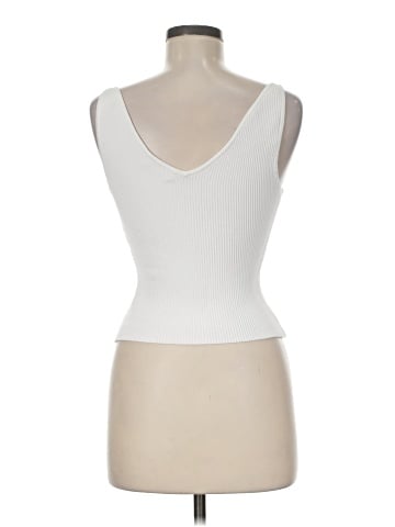 Babaton Sleeveless T-Shirt (view 2)