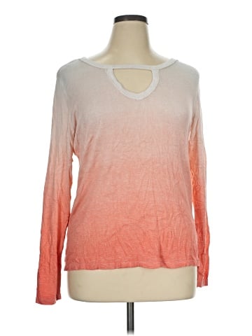 24/7 Maurices Long Sleeve T-Shirt (view 1)