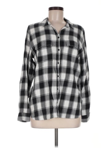 Gap Outlet Long Sleeve Button-Down Shirt (view 1)