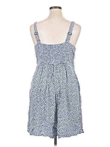 Old Navy Casual Dress (view 2)