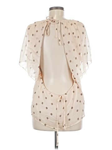 Le Lis Sleeveless Blouse (view 2)