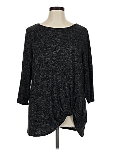 Chelsea & Theodore 3/4 Sleeve Top (view 1)