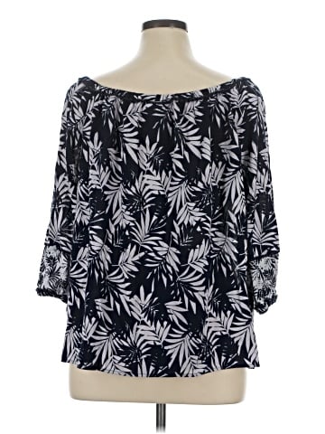 Crown & Ivy 3/4 Sleeve Blouse (view 2)