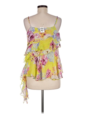 En Creme Sleeveless Blouse (view 2)