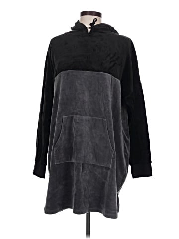 DKNY Poncho (view 1)