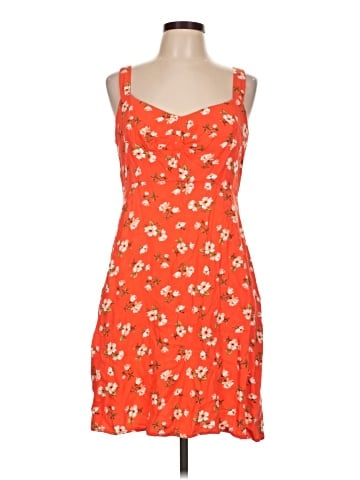 Old Navy Casual Dress (view 1)