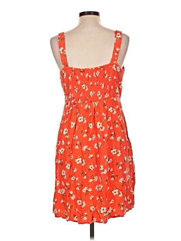 Old Navy Casual Dress (view 2)