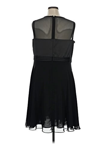 Julia Jordan Cocktail Dress (view 2)