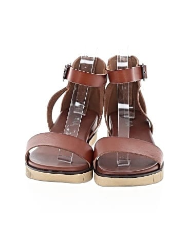 Mia Sandals (view 2)