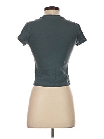 Uniqlo Short Sleeve Turtleneck (view 2)