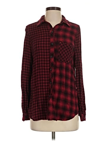 Maurices Long Sleeve Button-Down Shirt (view 1)