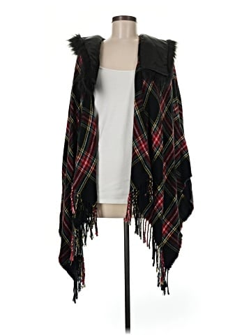 Koret Poncho (view 1)