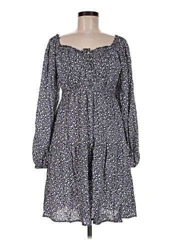 Old Navy Casual Dress (view 1)