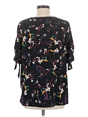 Everleigh 3/4 Sleeve Blouse (view 2)