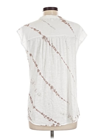 Splendid Sleeveless Button-Down Shirt (view 2)