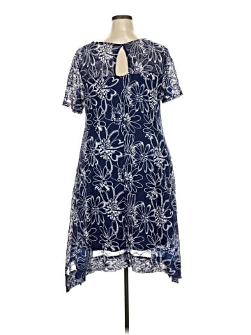 Signature by Robbie Bee Casual Dress (view 2)